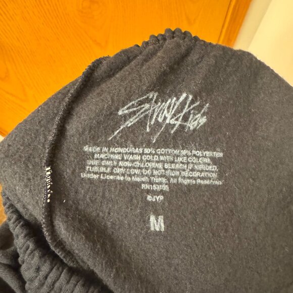 Stray Kids Official DominATE Tour Merch Sweatpants - Picture 5 of 5